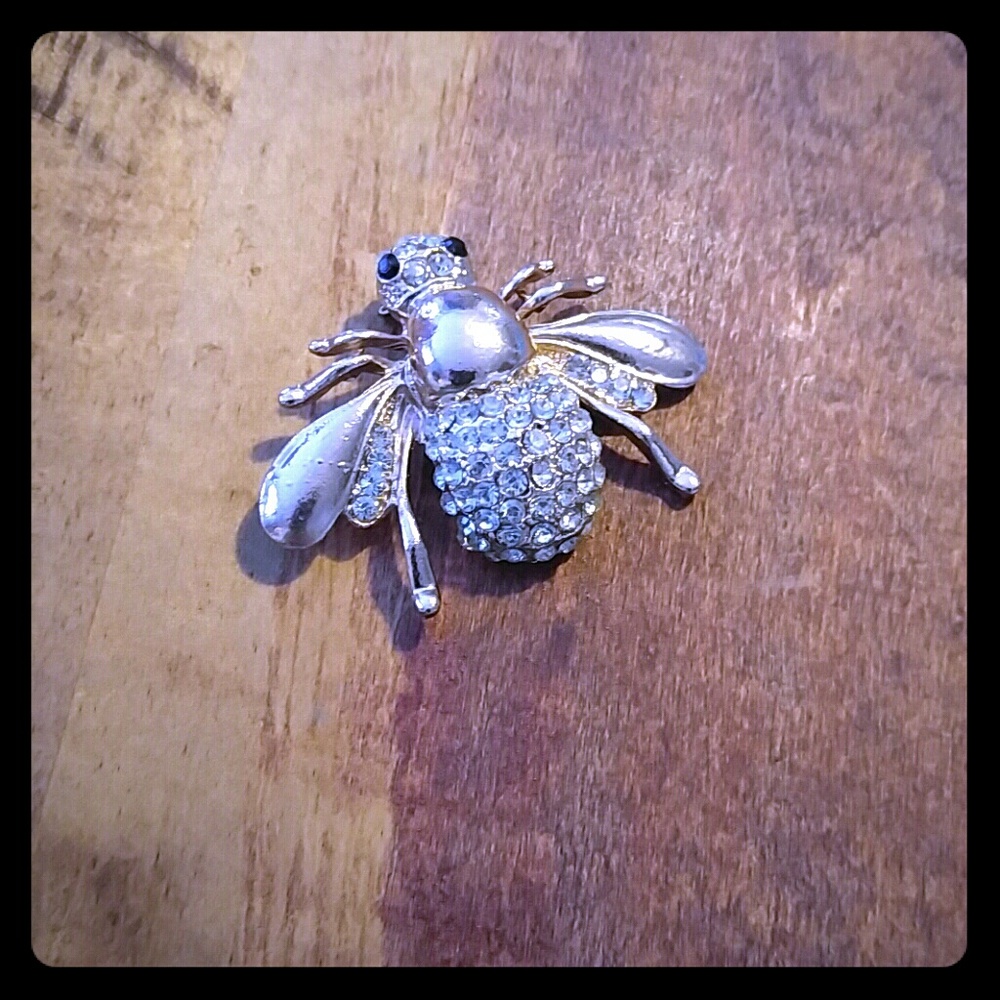 Large Crystal Bee Fashion Brooch